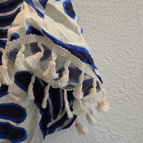 Cupshe Navy and Cream Patterned Maxi Dress - Picture 13 of 16